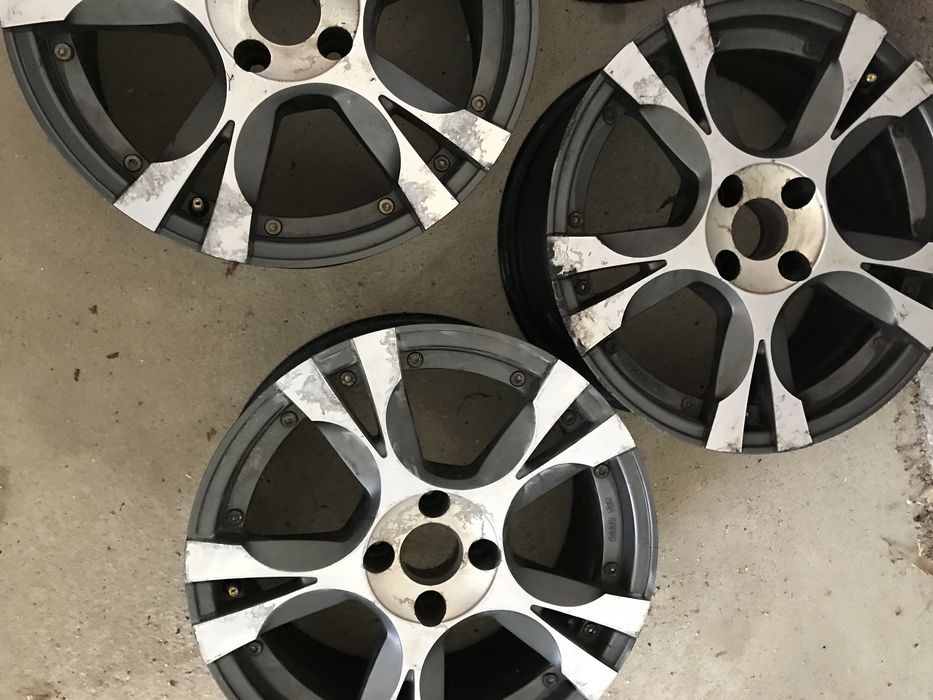 4 jantes 16 4x100. Nissan. Renault. Dacia. Etc