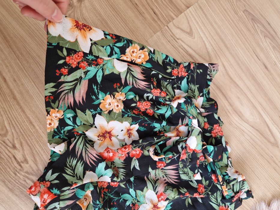 Krótkie spodenki rozm S