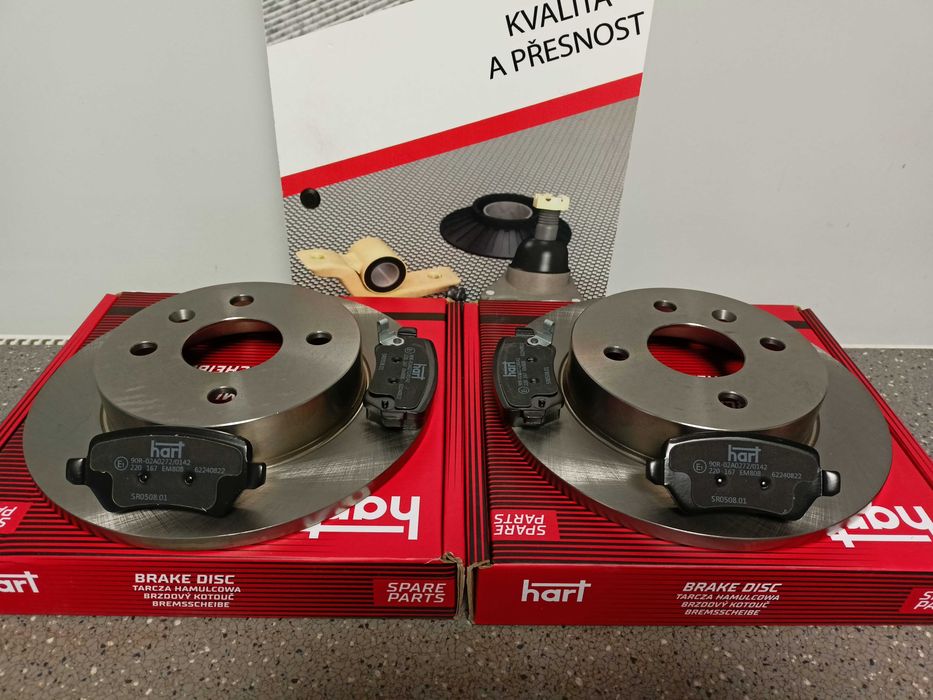 Opel Astra G/H 98- Tarcze hamulcowe tył /4 śruby/ + klocki kpl.>