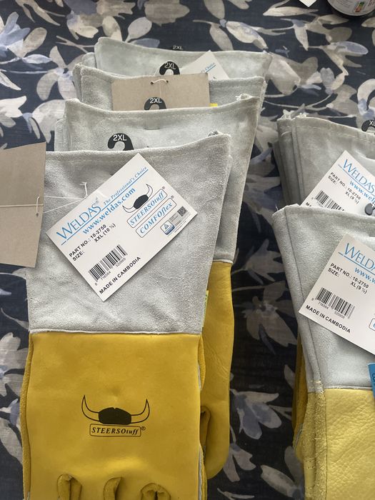 Rękawice spawalnicze nowe