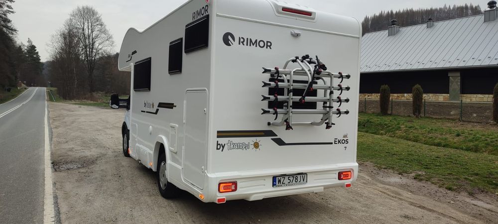 Kamper / Wynajem / 6 osobowy / Camper