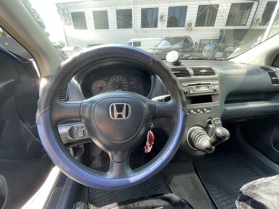 Honda Civic VII 2001 року