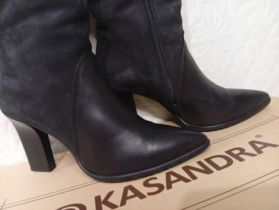 Жіночі демісезонні чоботи Kasandra, натуральна шкіра, 40 р (на 39)