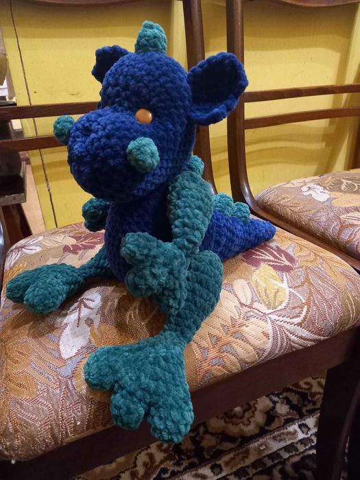 Продам игрушку вязаную