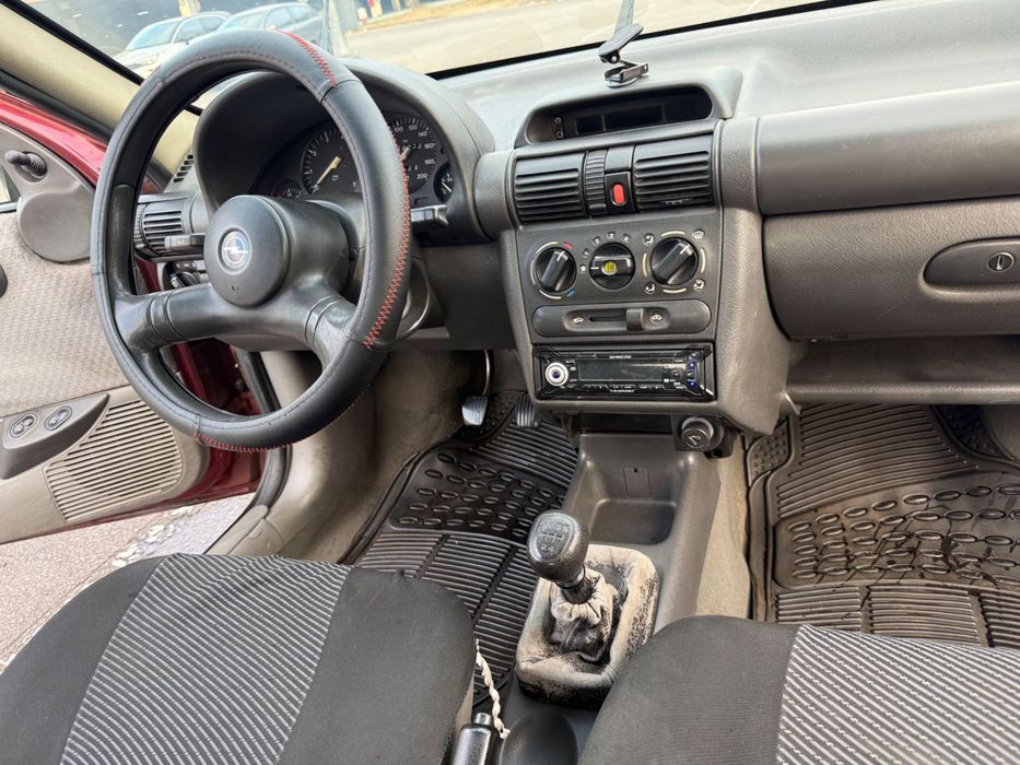 Opel Corsa — fotografia 10