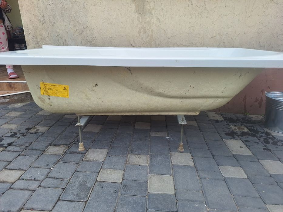 Продам Ванна Акрилова