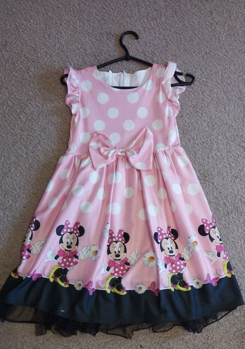 * Сукня для свята*