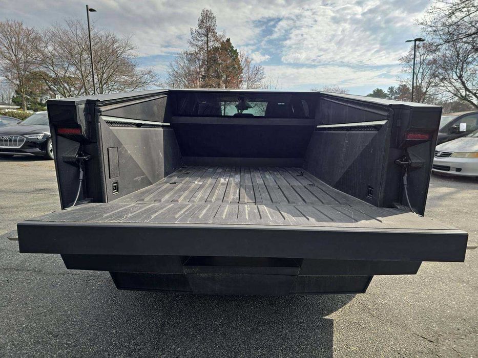 2024 Tesla Cybertruck AWD