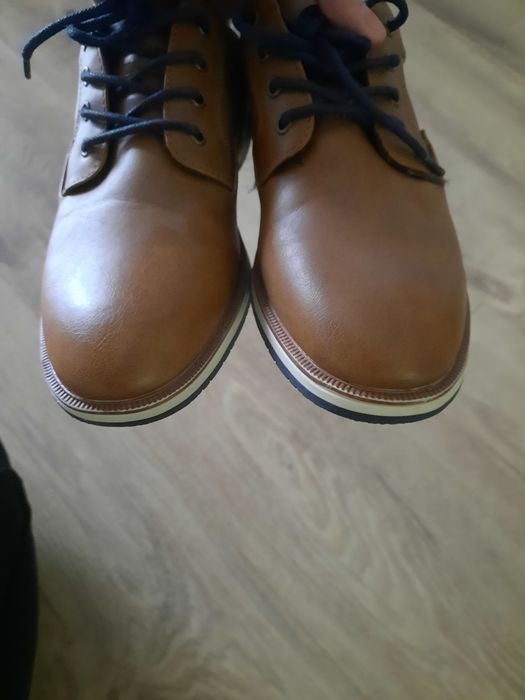 Туфлі мешти мокасіни