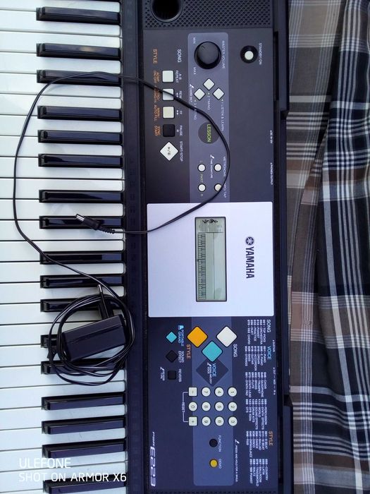 Órgão Yamaha psrE223 como novo