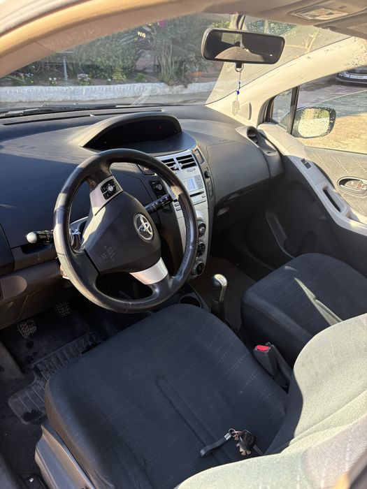 Toyota Yaris — fotografia 6