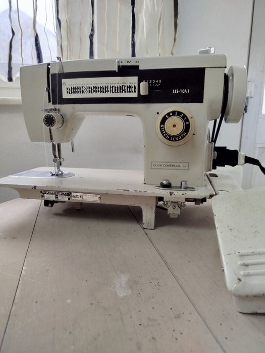 Maquina de costura OLIVA-comercial