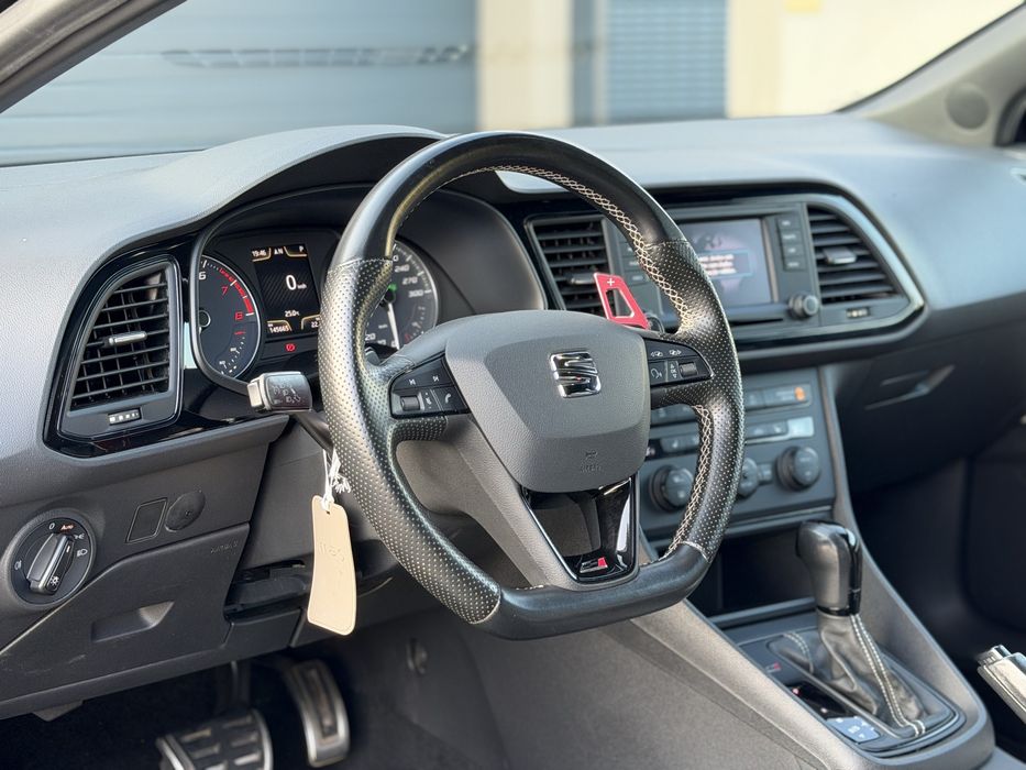 SEAT Leon — fotografia 6