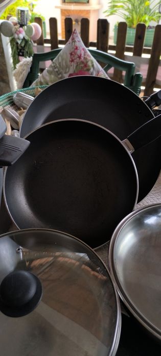 Panelas conjunto em inox e outras por motivo de troca para indução
