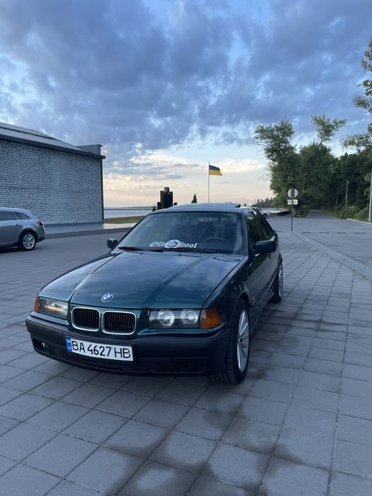 Продам BMW E36 рест