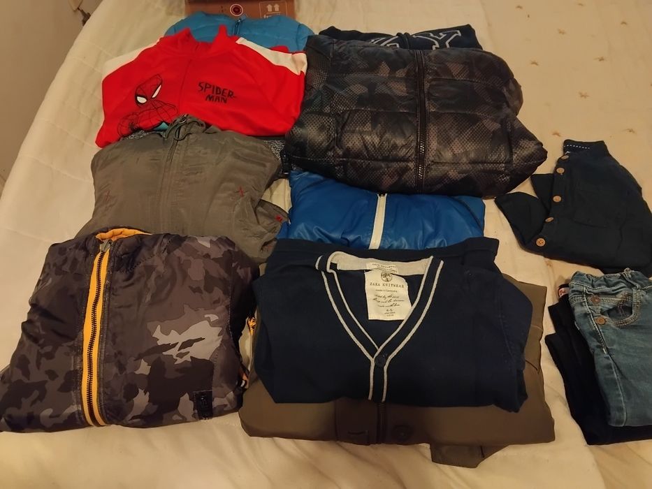 Roupa  criança  100 peças  tamanho 3/4 anos