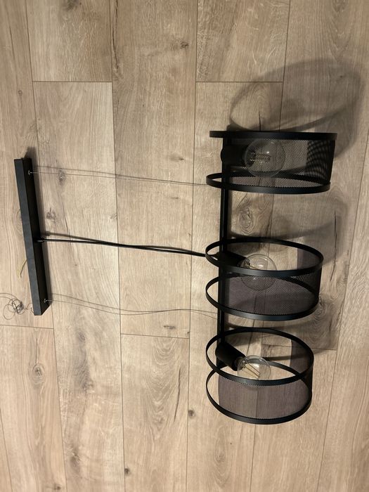 Lampa sufitowa wiszaca