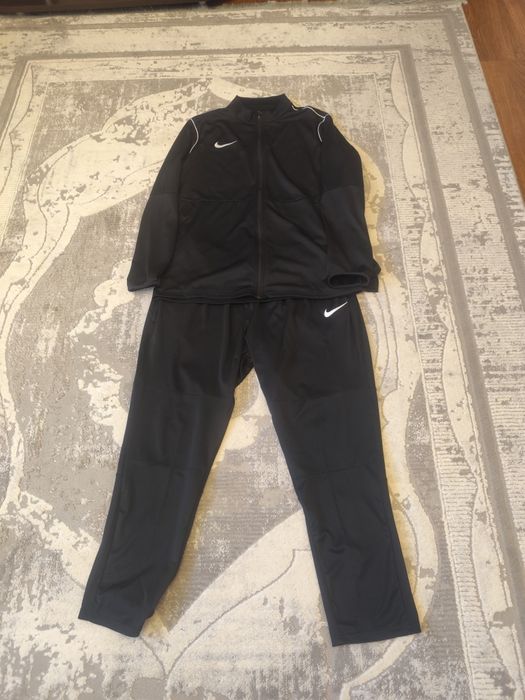 Літній костюм NIKE  DRI FIT