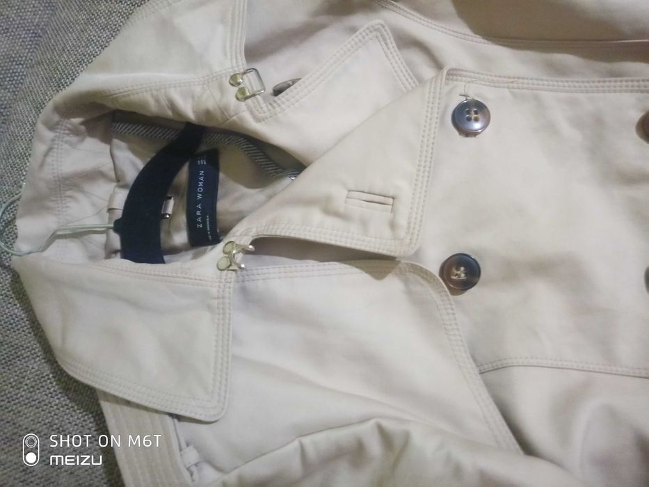 Пальто/тренч женское ZARA