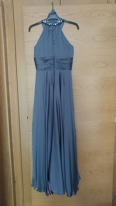 Vestido comprido cinza