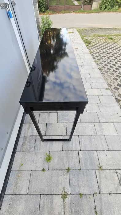 Biurko konsola IKEA Besta Burs czarny lakier połysk