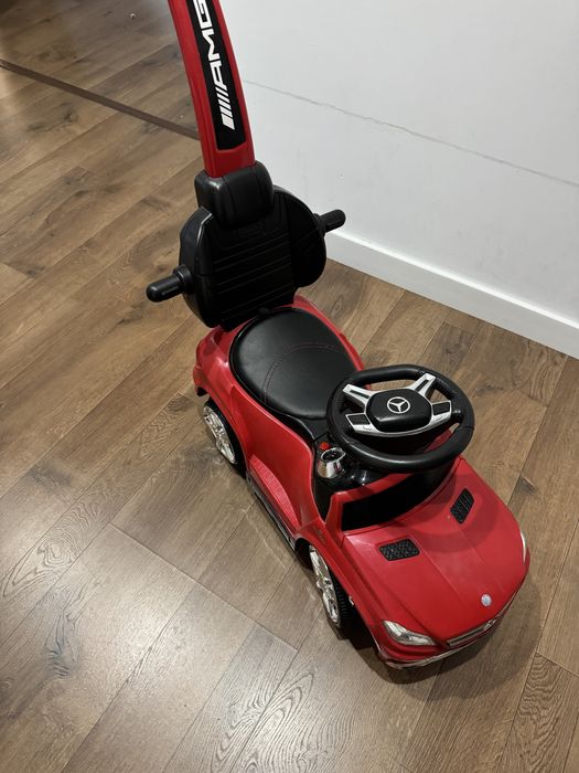 Jeździk pchacz auto