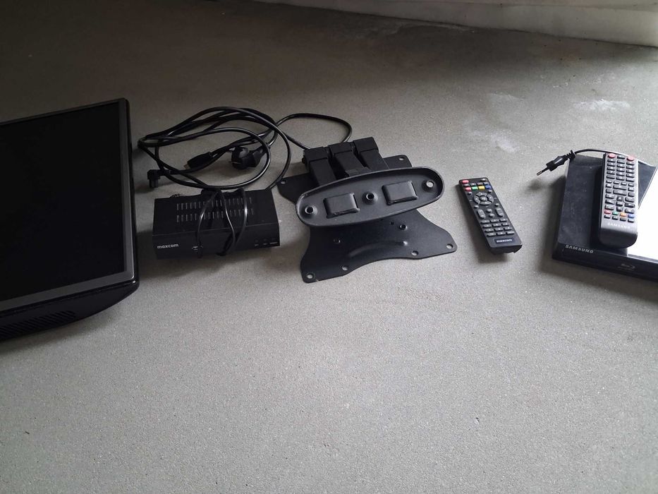 Telewizor plus DVD