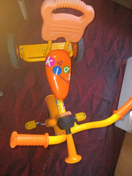 Продам велосипед 3 колісний