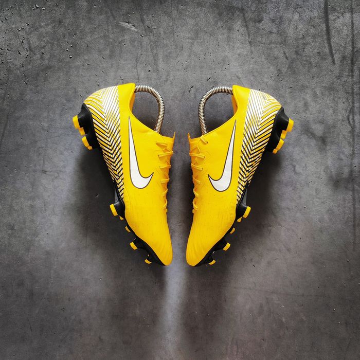 Korki Nike Mercurial Vapor XII Pro FG 40,5