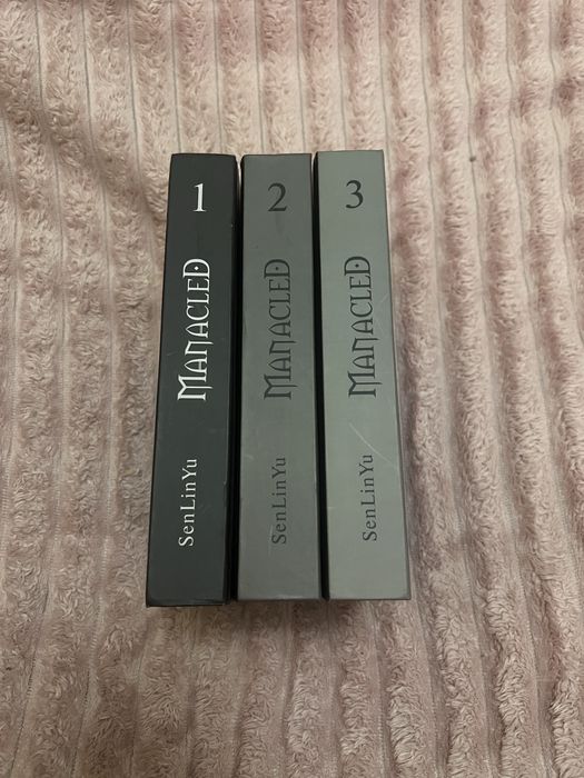 «Manacled», «Скованные» Автор-SenLinYu. Надрукований фанфік.