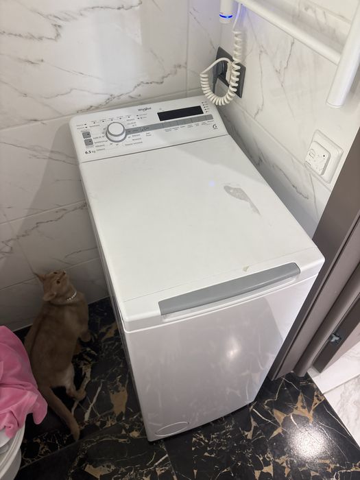 Пральна машинка Whirlpool