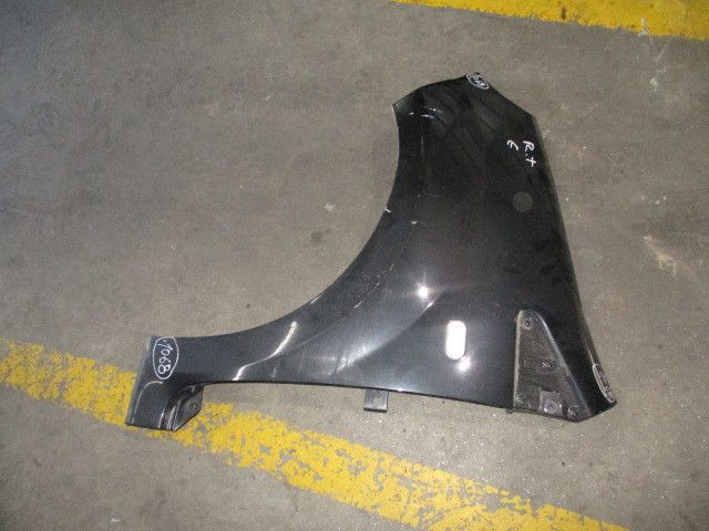 Guarda-lamas esquerdo RENAULT Twingo II (CN0_)