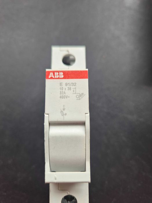 9 Interruptor de desconexão de fusível