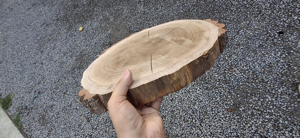 Dębowa podkładka ozdobna, srednica 34 cm