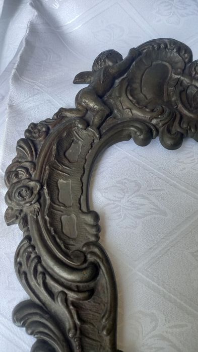 Антикварная рама для зеркала.
