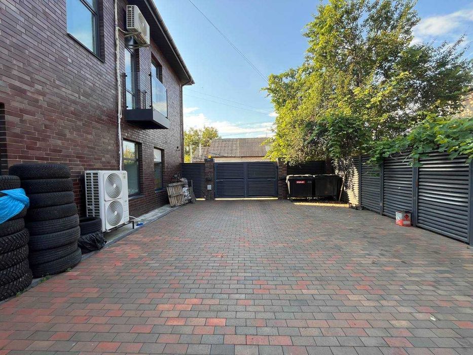 Продаж окремого приміщення в самому Центрі міста вул. Єлицька