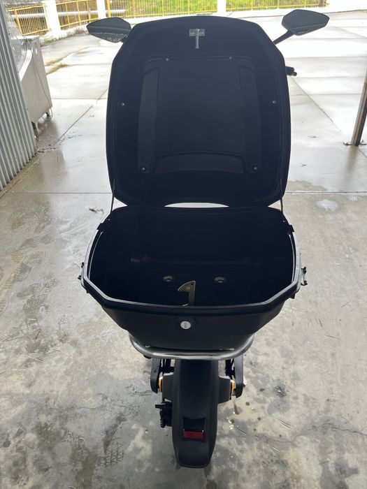 Scooter Elétrica Vortex Goose FOX (Capacete)