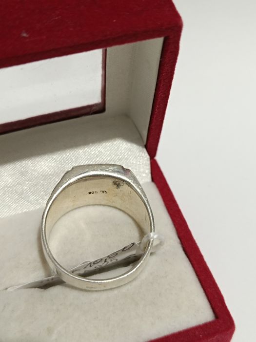 Srebrny sygnet z onyksem roz.26, srebro próby 925