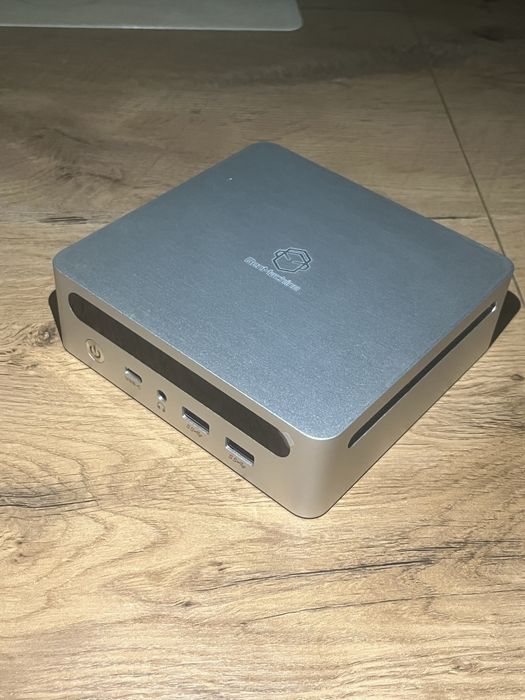 GenMachine Yi7000 7840HS 32GB AMD Mini PC