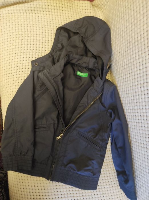 Куртка на мальчика 110cm Benetton.