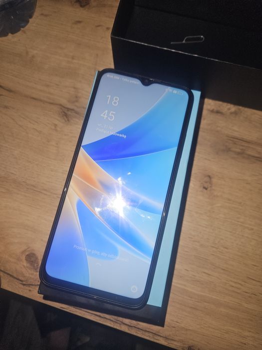 Telefon Oppo A17 nowy