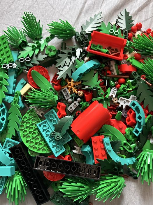 Конструктор LEGO Iconic  оригінал Декор для різдвяного  стола