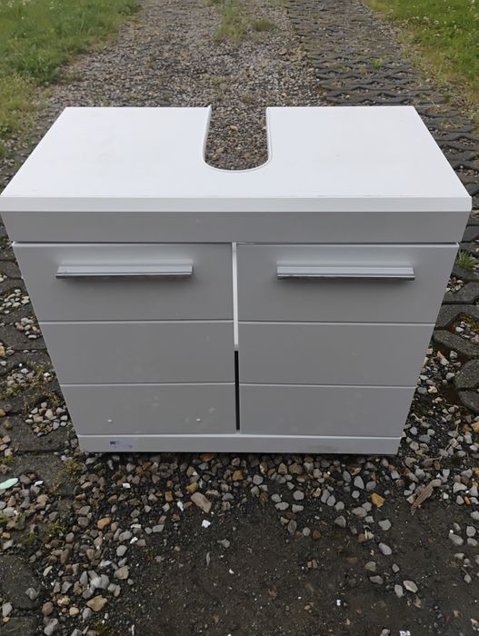 Szafki pod umywalkę. Nowe. Okazja