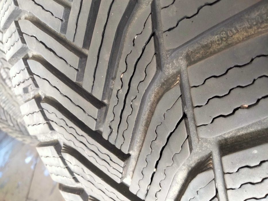 195 60 R16 Michelin