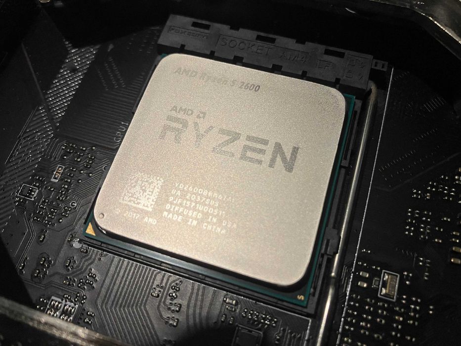 AMD Ryzen 5 2600