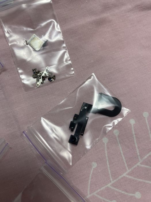 Iphone 7 на запчастини