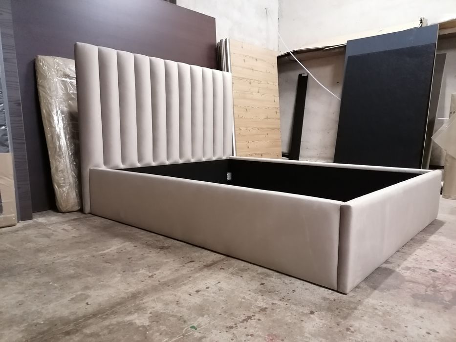 Łóżko tapicerowane półwałki panele welur pojemnik stelaż na wymiar 220