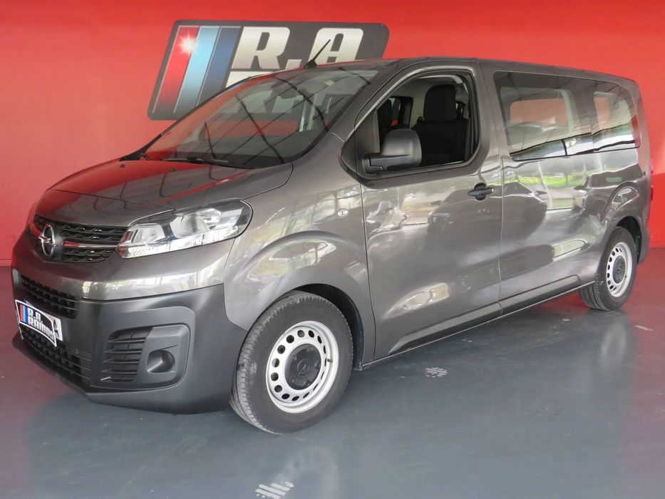 Opel Vivaro 1.5 CDTi L2H1 Essentia Inc