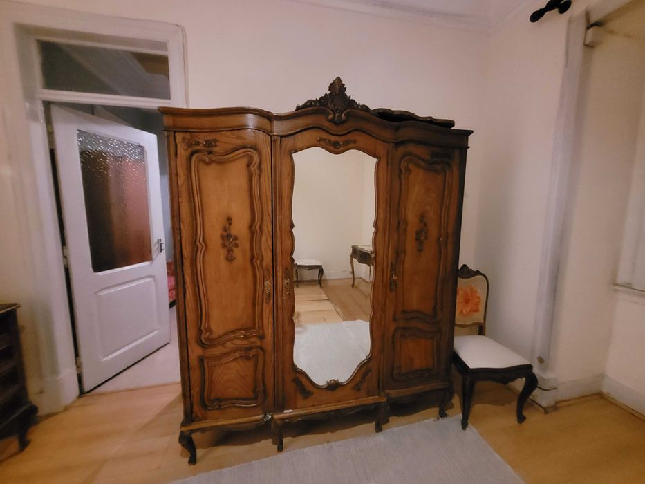 Móveis de quarto antigos