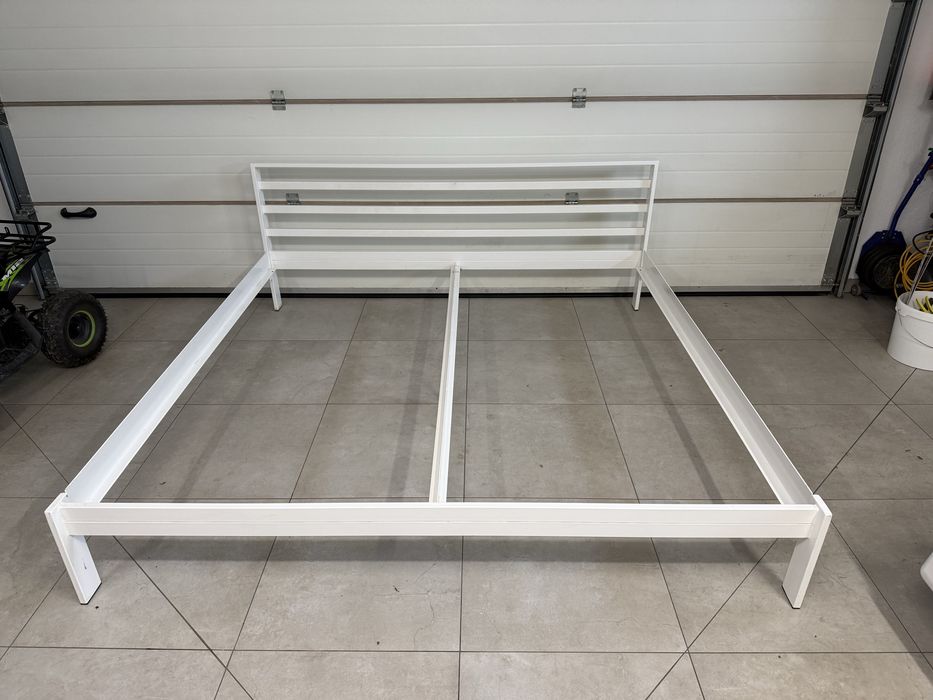 Łóżko 200x200 metalowa konstrukcja